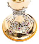 Misa cáliz con paten de oro, decorado con rubies