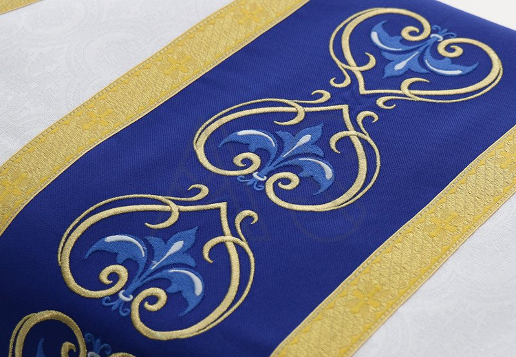 Marian roman chasuble R449-KN25