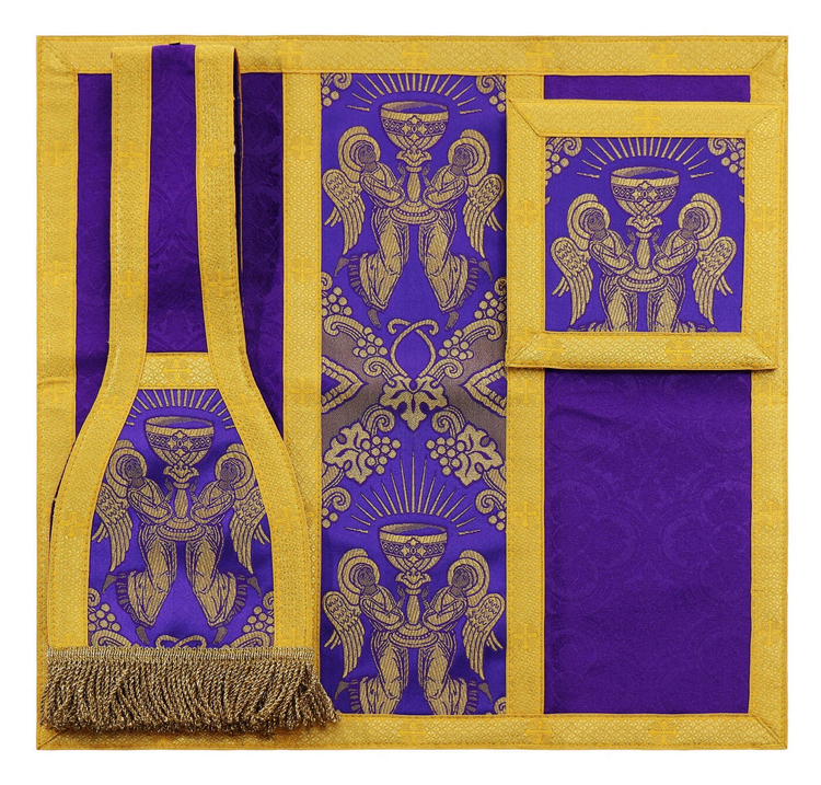 Roman chasuble R060-F25