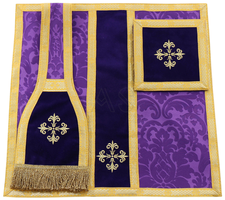 Casulla romana "Crucifixión de Jesús" R845-AF26