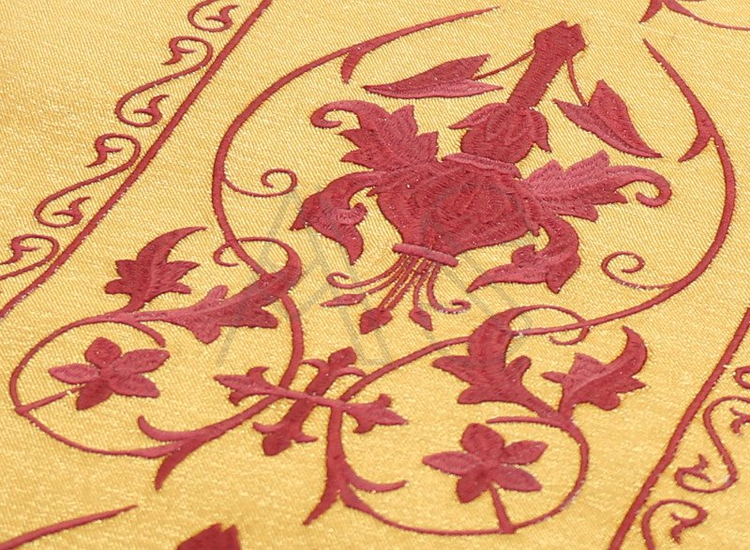 Gothic Chasuble 443-Kg