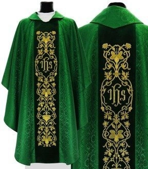 Gothic Chasuble 546-AZ25