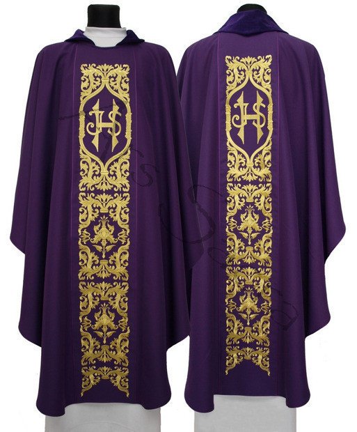 Gothic Chasuble 589-B
