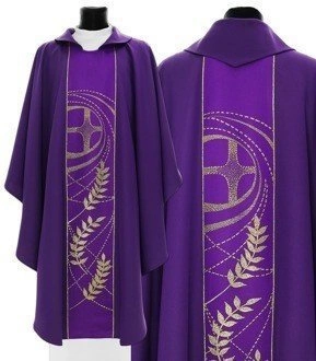 Gothic Chasuble 014-F