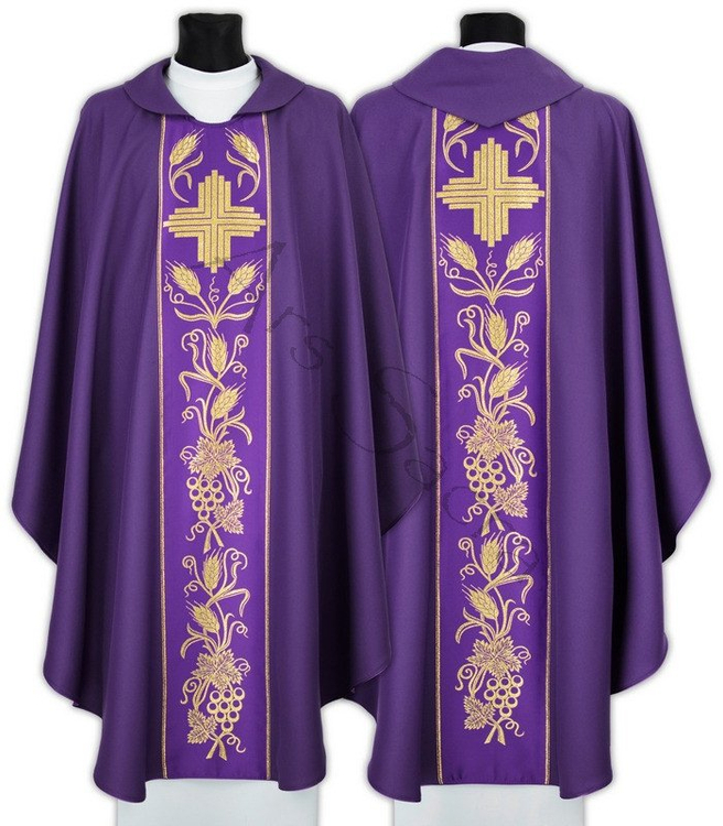 Gothic Chasuble 045-F