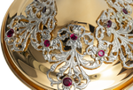 Ciboire de messe orné de rubis
